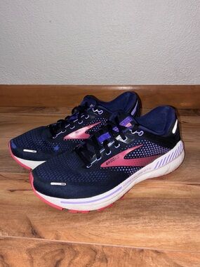 Brooks Adrenaline GTS 22 Women’s Running Shoes Black Pink Purple - size 9.5